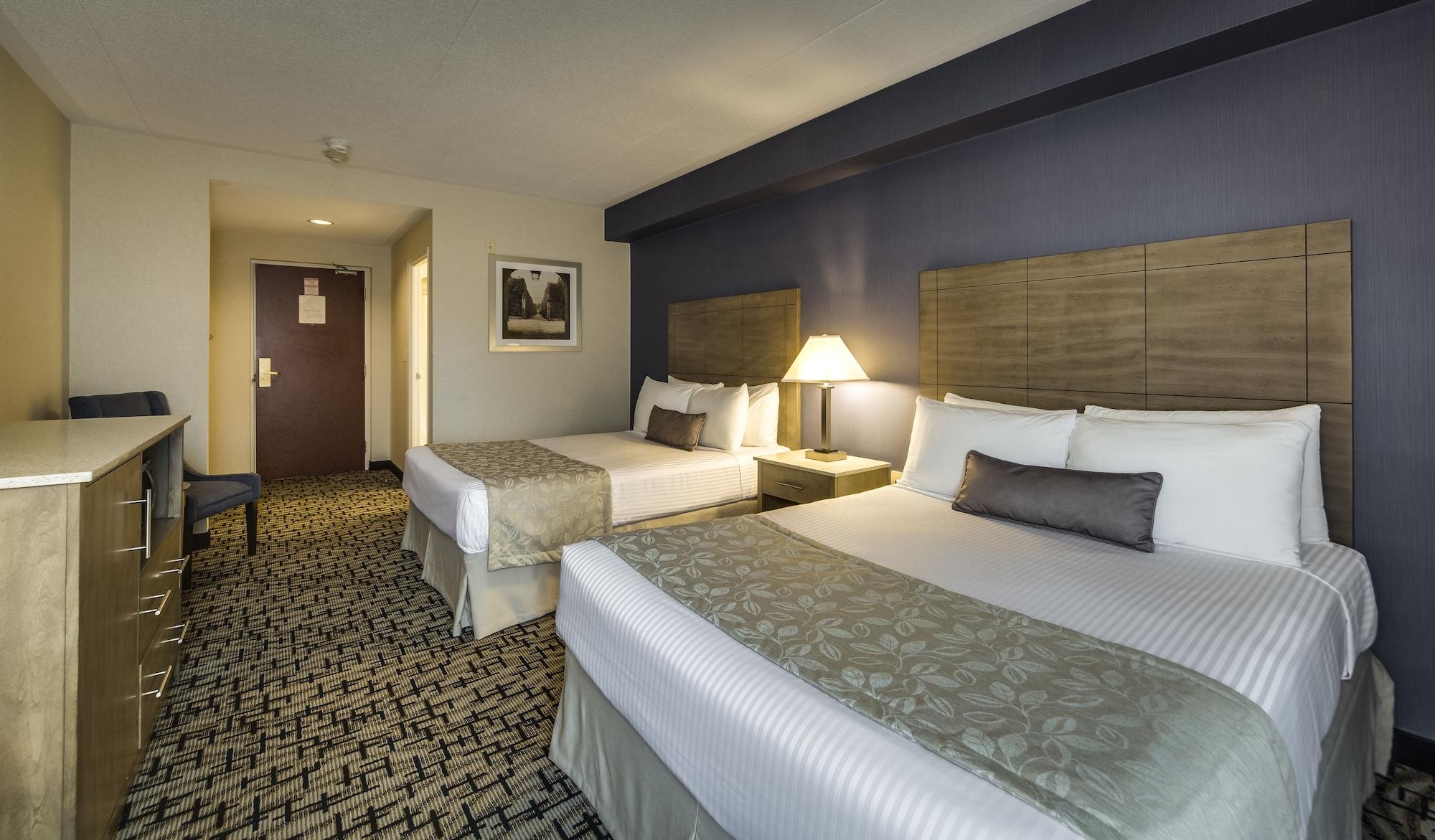 Monte Carlo Inn Oakville Suites Екстериор снимка