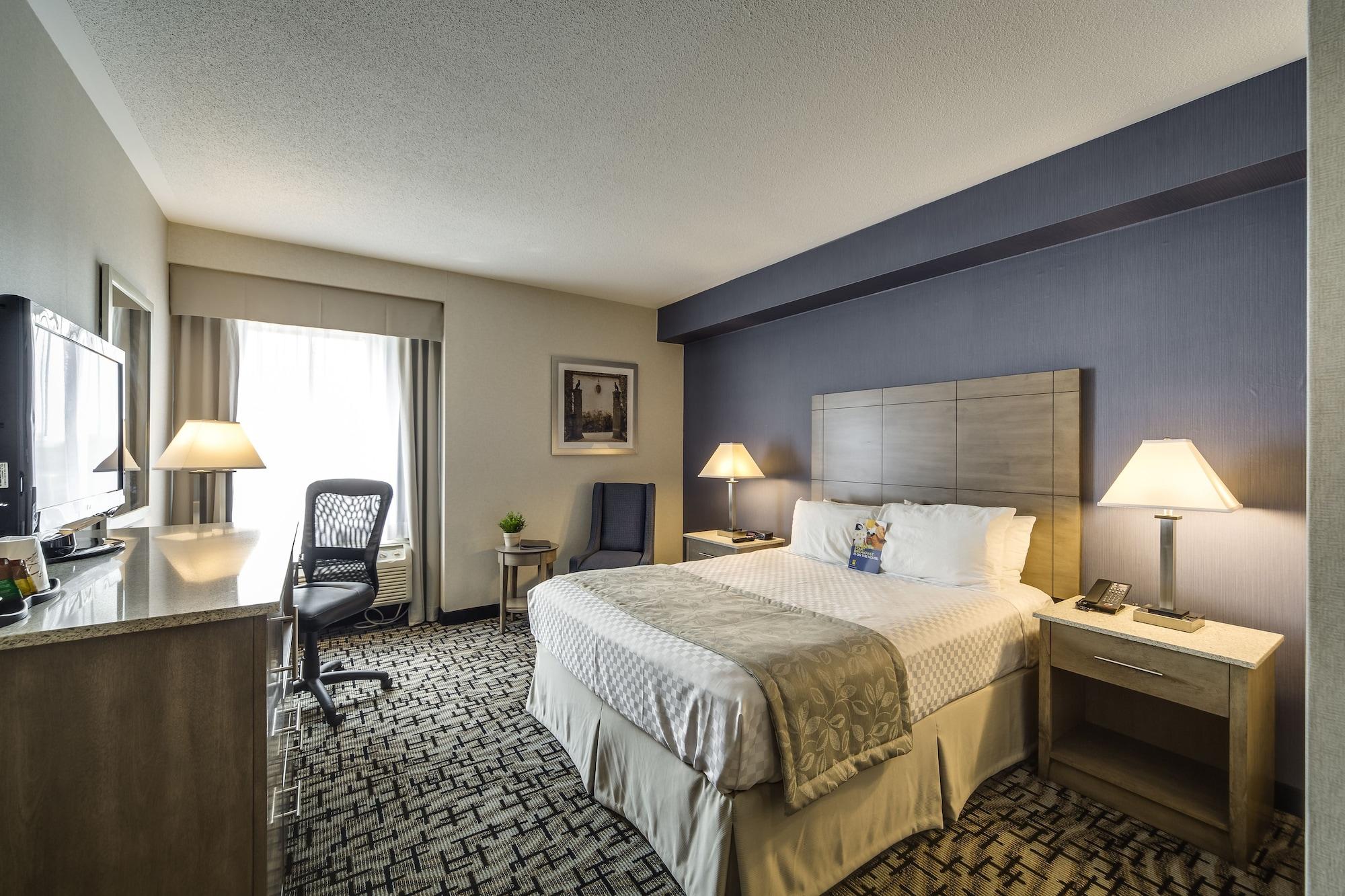 Monte Carlo Inn Oakville Suites Екстериор снимка