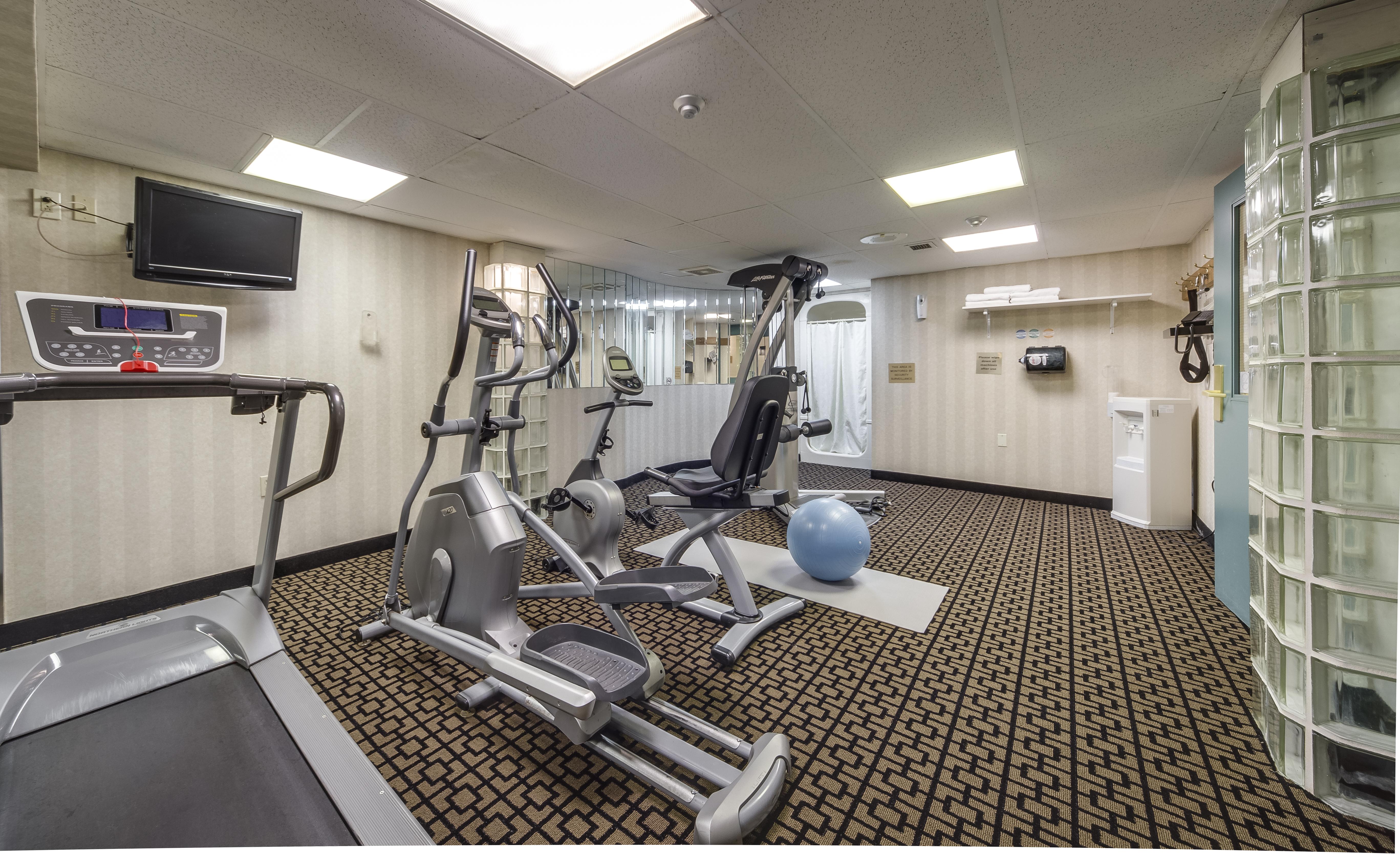 Monte Carlo Inn Oakville Suites Екстериор снимка